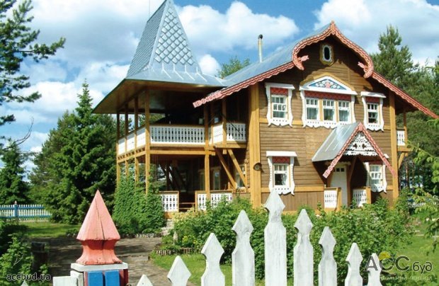 Русская деревянная изба фото