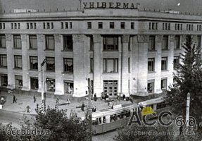 Киевский ЦУМ на Крещатике с 1 февраля закрылся на реконструкцию.